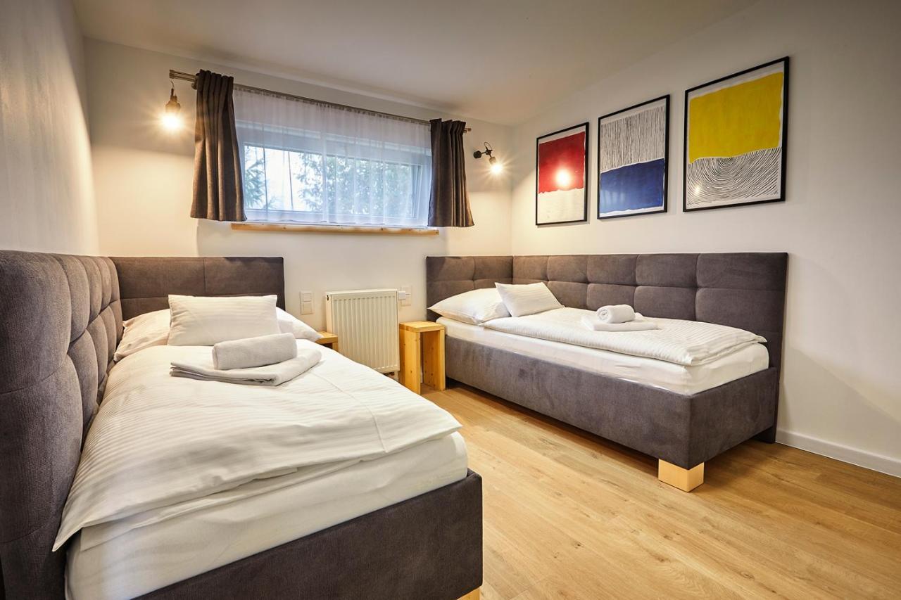 Apartmany Lama Malatiny Exterior foto